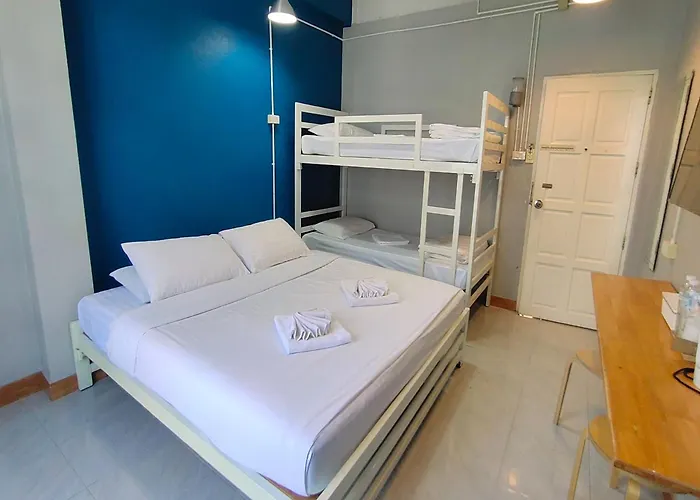 Pratunam Family House Hotel