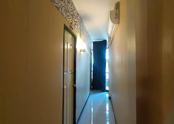 Hotel Pratunam Family House