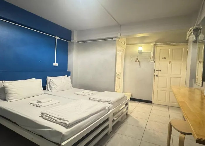 Pratunam Family House Hotel